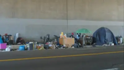 Trump signs order making it easier to remove homeless people from streets