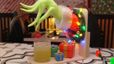 You can take selfies with Frosty and see the brightest Christmas decor at these 2 jolly SoFlo spots