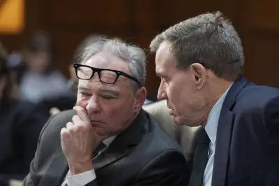 Warner, Kaine push bill to shield federal workers from evictions, defaults amid shutdown