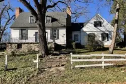 Move into these historic Fairfax Co. homes — rent free