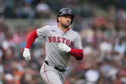 Red Sox mailbag: Who is a viable alternative to Alex Bregman at third base?