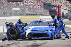 Denny Hamlin survives rain delay, overtime finish to win for 2nd straight year at Dover
