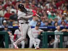 Red Sox were ‘fired up’ for Carlos Narváez after clutch home run in win vs. Phillies
