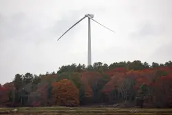 Massachusetts turbine blade collapse has wind energy critics fuming