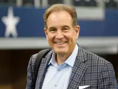 Patriots’ return to relevance includes appearance by Jim Nantz in TV booth to call game for CBS
